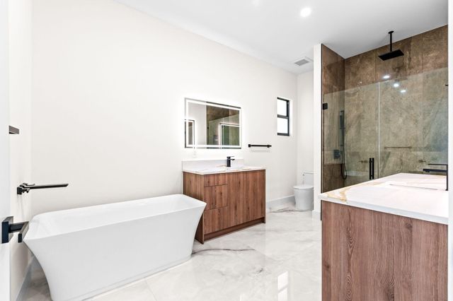 16818 78th Road N, The Acreage, FL 33470