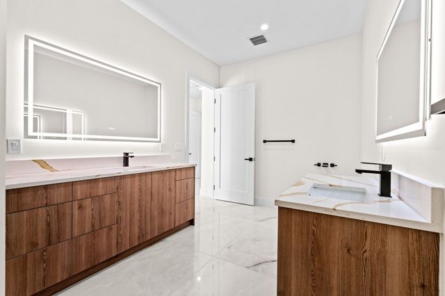 16818 78th Road N, The Acreage, FL 33470