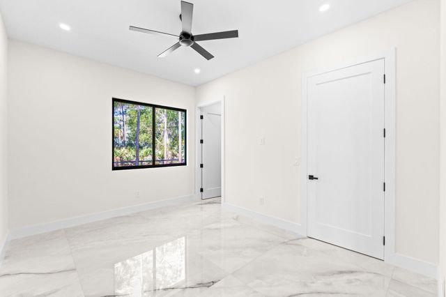 16818 78th Road N, The Acreage, FL 33470