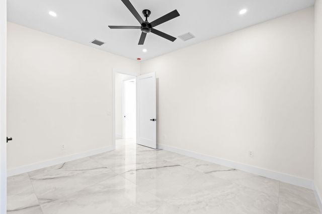 16818 78th Road N, The Acreage, FL 33470