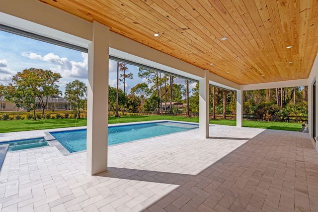 16818 78th Road N, The Acreage, FL 33470