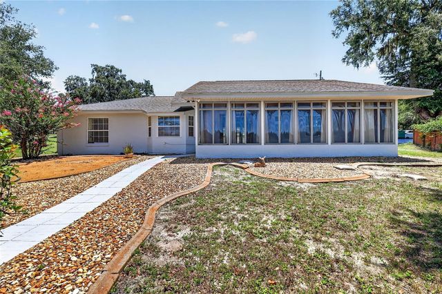 302 E MIRROR LAKE DRIVE, Fruitland Park, FL 34731