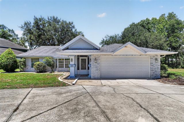 302 E MIRROR LAKE DRIVE, Fruitland Park, FL 34731