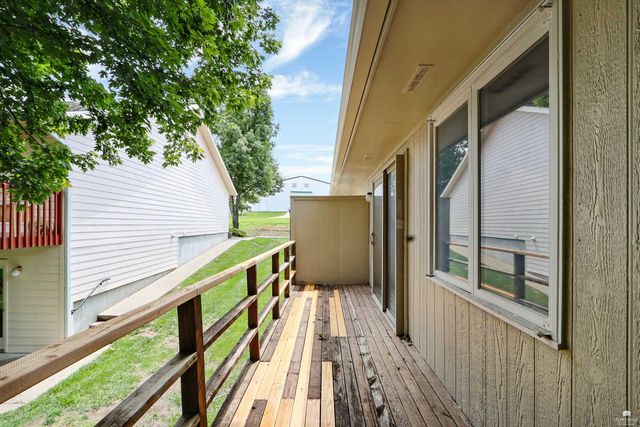 1604 Woodcrest Drive, Manhattan, KS 66502