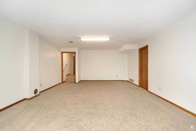 1604 Woodcrest Drive, Manhattan, KS 66502