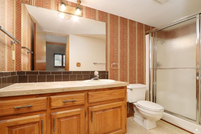1604 Woodcrest Drive, Manhattan, KS 66502