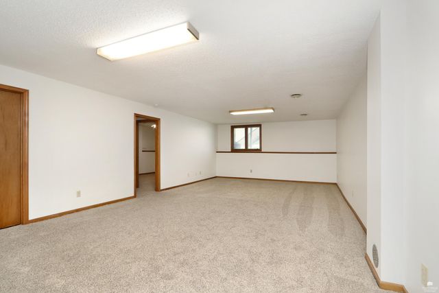 1604 Woodcrest Drive, Manhattan, KS 66502