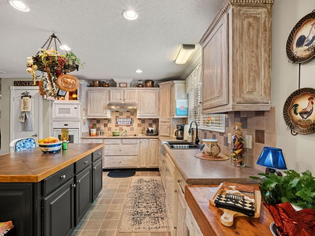 5644 HWY 394, Deridder, LA 70634