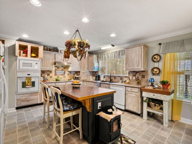 5644 HWY 394, Deridder, LA 70634