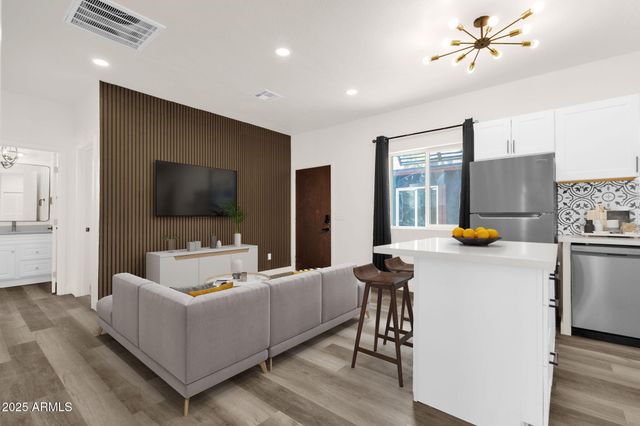 1012 E PIERSON Street, Phoenix, AZ 85014