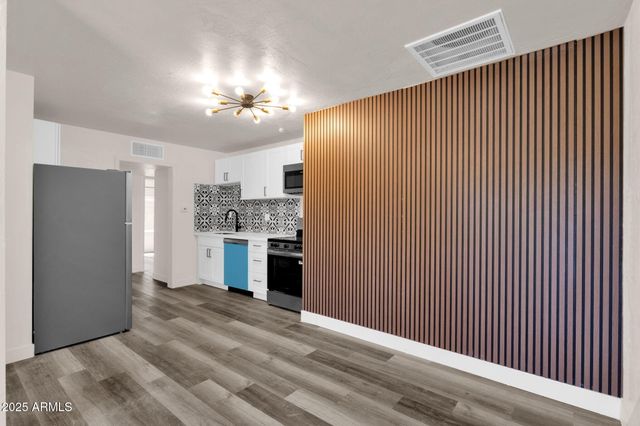 1012 E PIERSON Street, Phoenix, AZ 85014