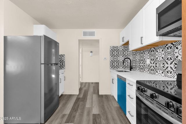 1012 E PIERSON Street, Phoenix, AZ 85014