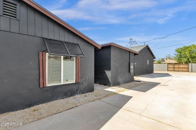 1012 E PIERSON Street, Phoenix, AZ 85014