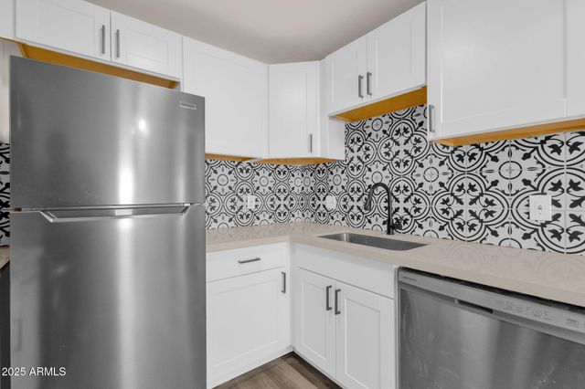 1012 E PIERSON Street, Phoenix, AZ 85014