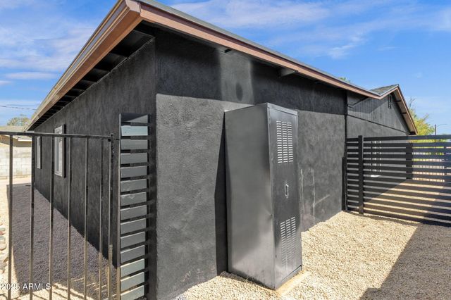 1012 E PIERSON Street, Phoenix, AZ 85014