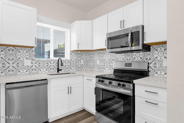 1012 E PIERSON Street, Phoenix, AZ 85014