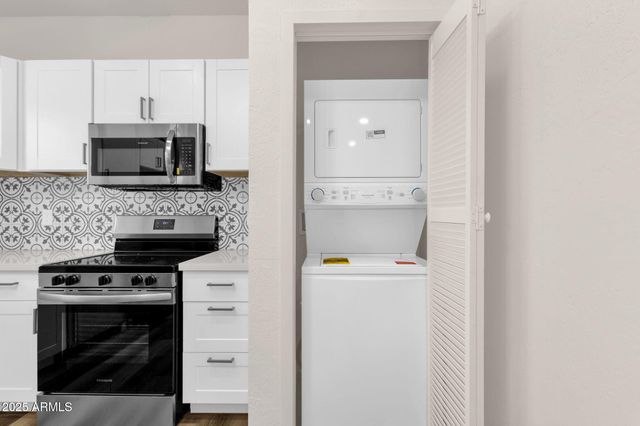 1012 E PIERSON Street, Phoenix, AZ 85014