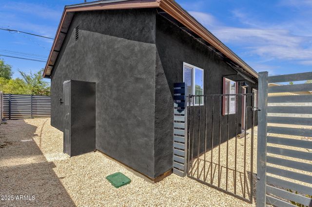 1012 E PIERSON Street, Phoenix, AZ 85014