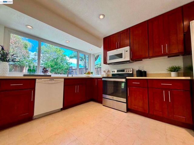 3247 Ensenada Dr, San Ramon, CA 94583