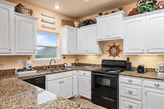 989 Biscayne, Crystal Beach, TX 77650