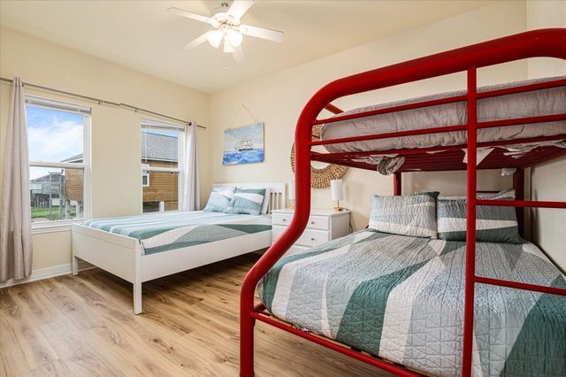 989 Biscayne, Crystal Beach, TX 77650