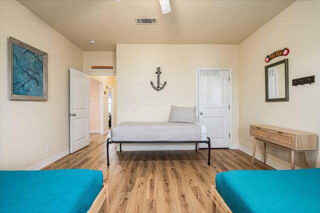 989 Biscayne, Crystal Beach, TX 77650