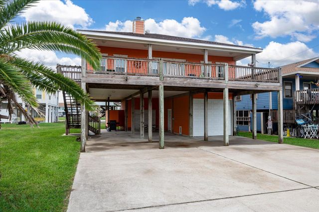 989 Biscayne, Crystal Beach, TX 77650