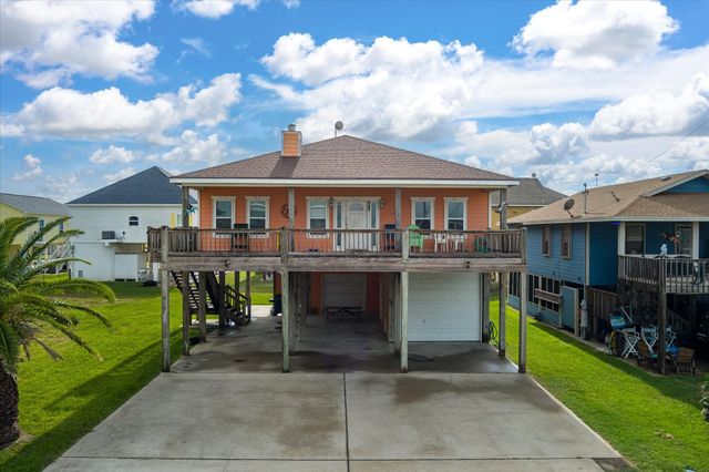 989 Biscayne, Crystal Beach, TX 77650