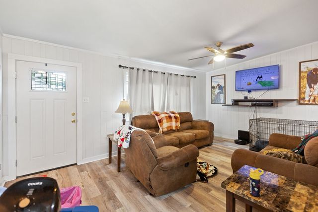 801 Oak Street, Bonham, TX 75418