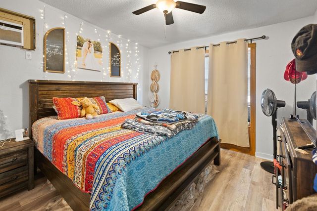 801 Oak Street, Bonham, TX 75418