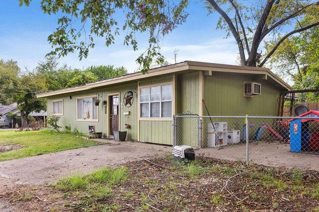 801 Oak Street, Bonham, TX 75418