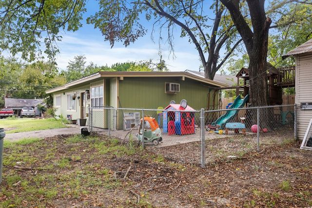 801 Oak Street, Bonham, TX 75418