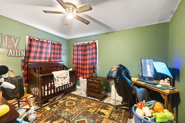 801 Oak Street, Bonham, TX 75418