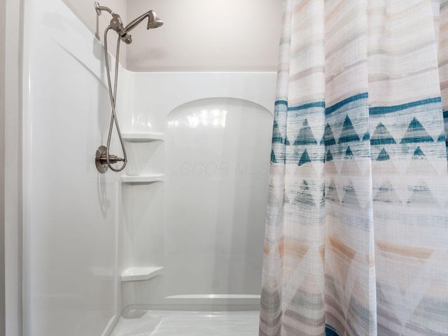 523 Rochdale Run, Delaware, OH 43015