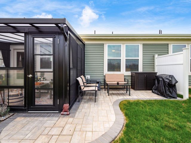 523 Rochdale Run, Delaware, OH 43015