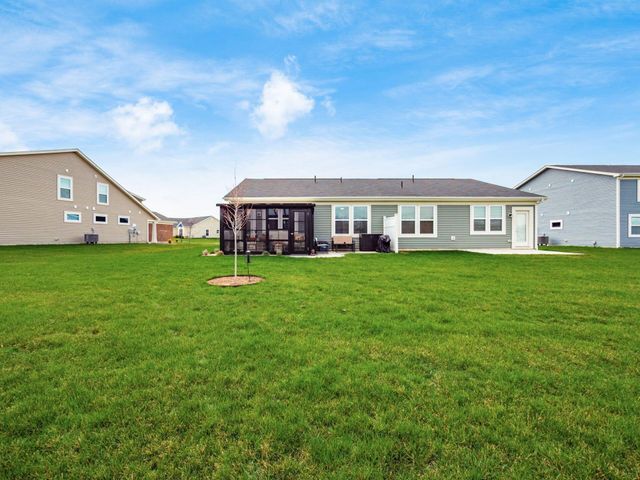 523 Rochdale Run, Delaware, OH 43015