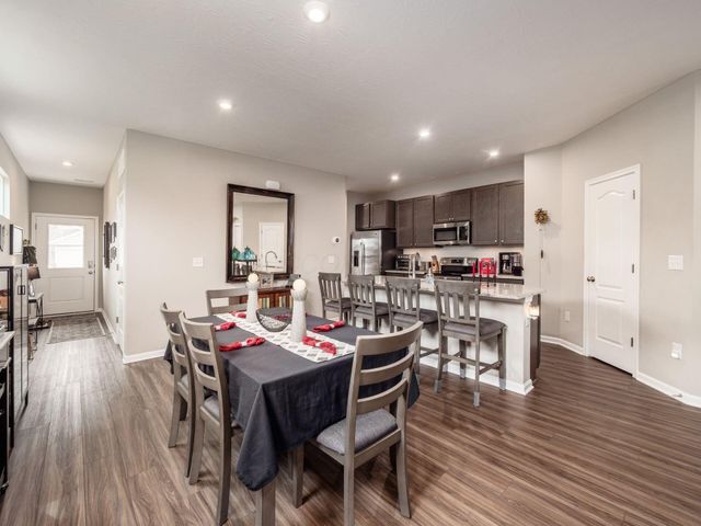 523 Rochdale Run, Delaware, OH 43015