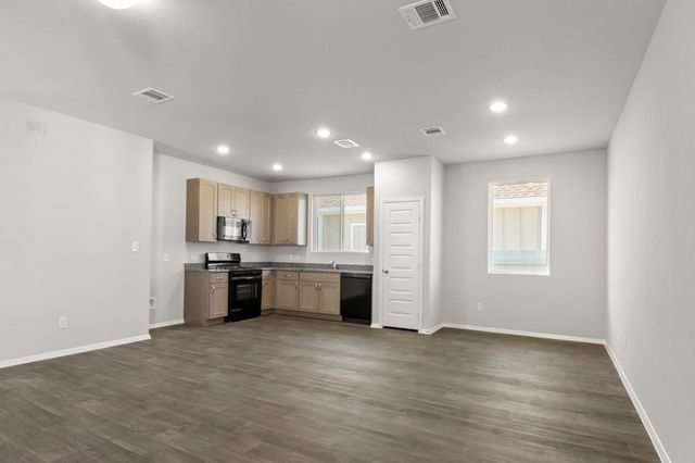 149 Daylily DR, Elgin, TX 78621