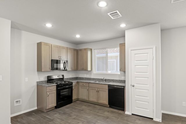 149 Daylily DR, Elgin, TX 78621