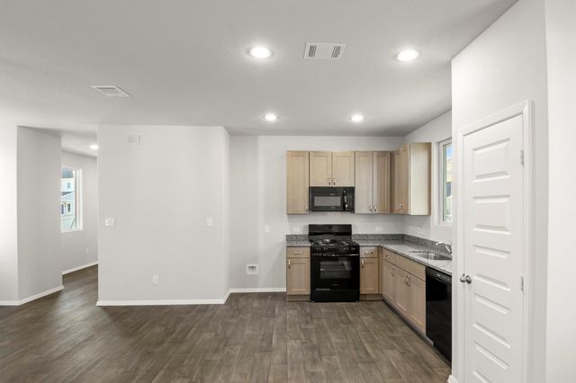 149 Daylily DR, Elgin, TX 78621