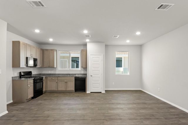 149 Daylily DR, Elgin, TX 78621