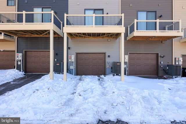 1920 FOUR ROSES ST, Baltimore, MD 21222