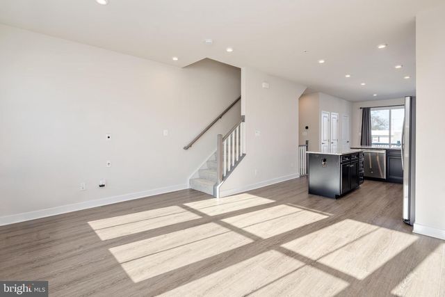 1920 FOUR ROSES ST, Baltimore, MD 21222