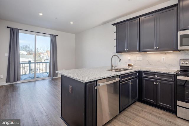 1920 FOUR ROSES ST, Baltimore, MD 21222