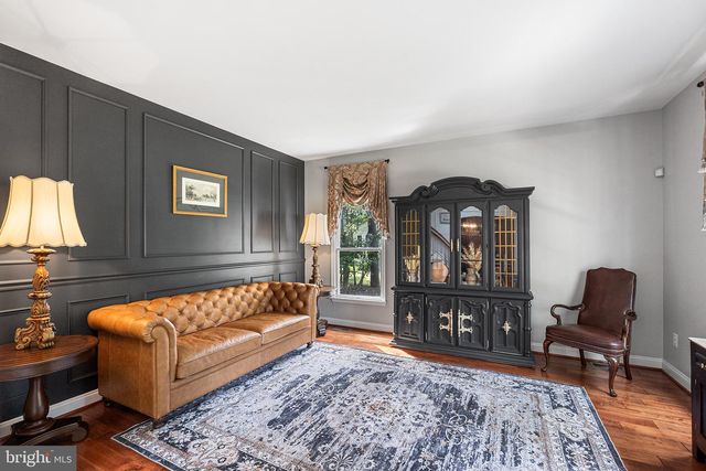 21 ABINGDON AVE, Medford, NJ 08055