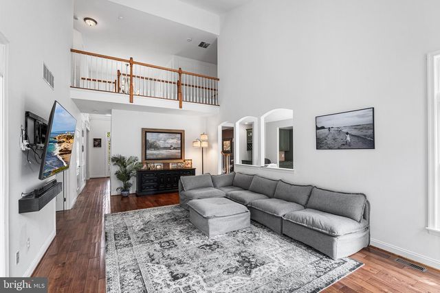 21 ABINGDON AVE, Medford, NJ 08055