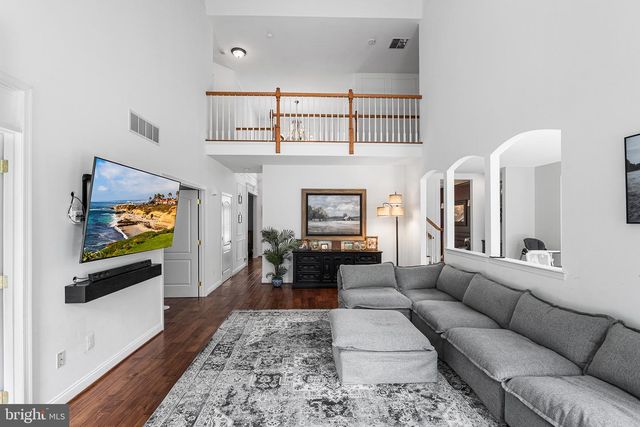 21 ABINGDON AVE, Medford, NJ 08055