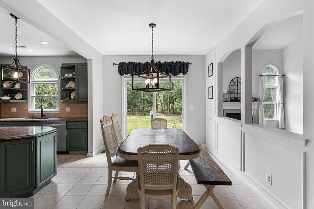 21 ABINGDON AVE, Medford, NJ 08055