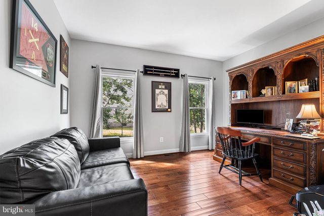 21 ABINGDON AVE, Medford, NJ 08055