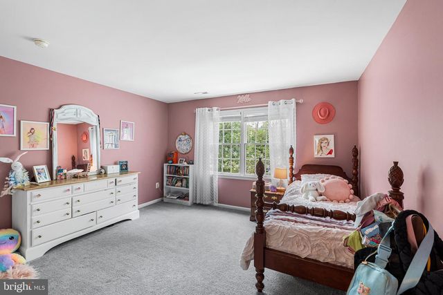 21 ABINGDON AVE, Medford, NJ 08055